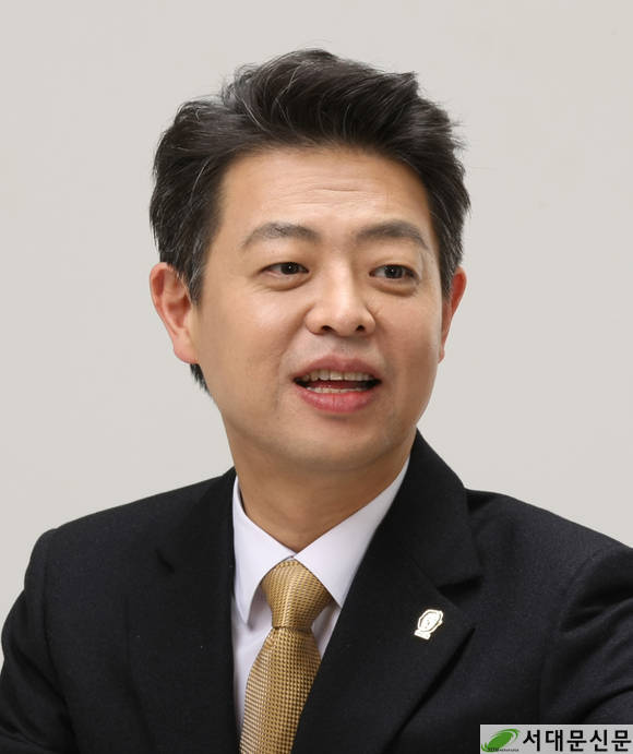 김 영 호 국회의원